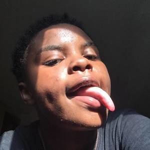 Meet your Posher, Loniya